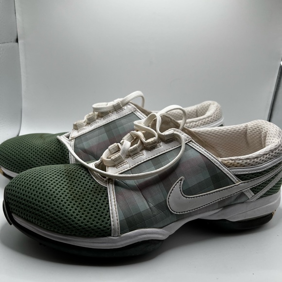 Women’s Nike Air Plaid Golf shoes size 8.5 - Picture 1 of 6
